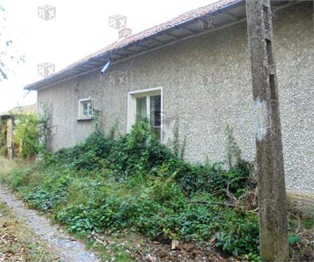 # 32898805 - £8,579 - 2 Bed House, Lovnidol, Obshtina Sevlievo, Gabrovo, Bulgaria