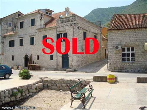 # 5314814 - £77,909 - 1 Bed Apartment, Prcanj, Montenegro