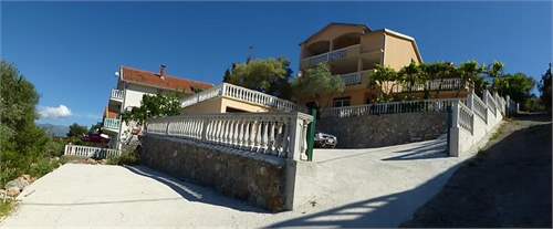 # 5417500 - £261,739 - 5 Bed Villa, KRAŠICI, Lustica, Montenegro