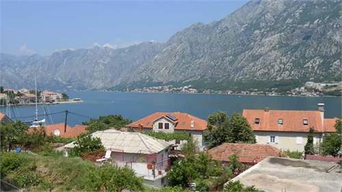 # 8422413 - £249,483 - Townhouse, Prcanj, Montenegro