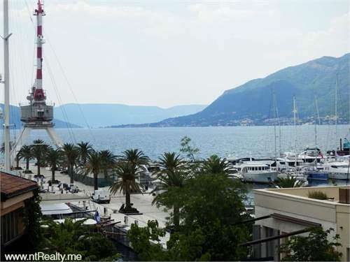 # 8422420 - £604,012 - 3 Bed Apartment, Portomontenegro, Tivat, Montenegro