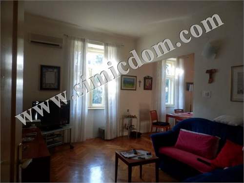 # 10327855 - £210,091 - 4 Bed Apartment, Split, Split Opcina, Split-Dalmatia, Croatia