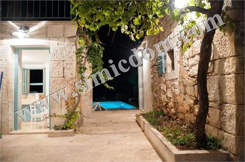 # 15641249 - £201,337 - House, Otok Brac, Split-Dalmatia, Croatia