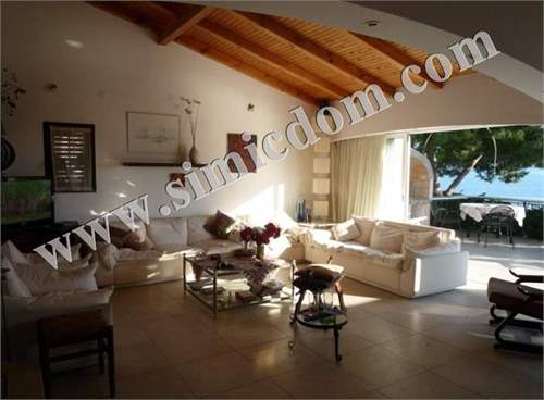 # 17848086 - £691,550 - 4 Bed Villa, Ciovo, Split-Dalmatia, Croatia