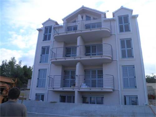 # 7480744 - £144,438 - 2 Bed Apartment, Otok Brac, Split-Dalmatia, Croatia