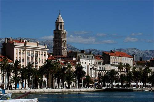 # 9110819 - £210,091 - 2 Bed Apartment, Split, Split Opcina, Split-Dalmatia, Croatia