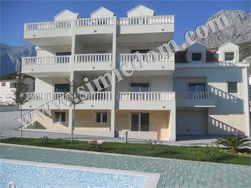 # 9902069 - £140,061 - 2 Bed Apartment, Promajna, Split-Dalmatia, Croatia