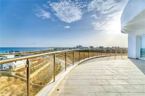 # 41700462 - £250,000 - 1 Bed Penthouse, Famagusta, Northern Cyprus
