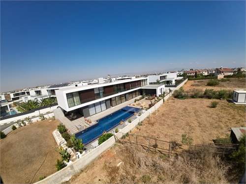 # 41706198 - £850,000 - 6 Bed Villa, Famagusta, Northern Cyprus