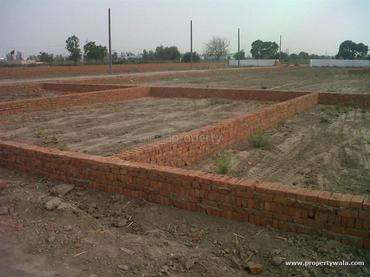 # 32071377 - £6,311 - Building Plot, Noida, Gautam Buddha Nagar, Uttar Pradesh, India