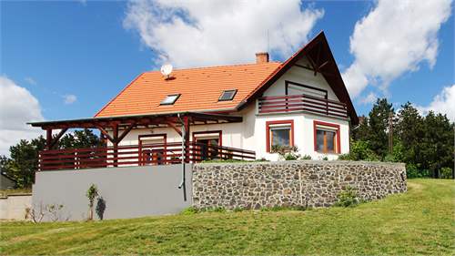 # 7567136 - £240,730 - 5 Bed House, Rezi, Zala, Hungary